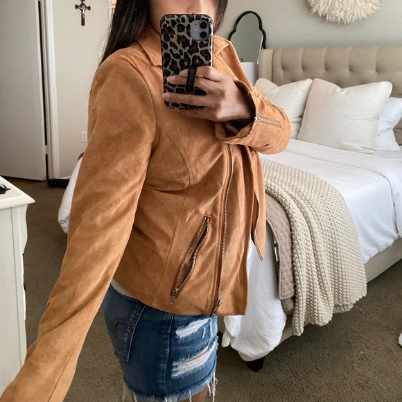 *SOLD* Brown Jacket - Picture 2 of 5